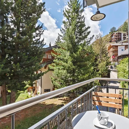 Zermatt, 4 Pers, 3 Lits - Balcon Avec Vue Et Petit Jardin Zermatt