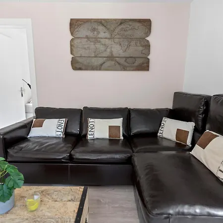 Zermatt, 4 Pers, 3 Lits - Balcon Avec Vue Et Petit Jardin زيرمات