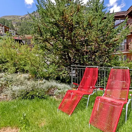 Zermatt, 4 Pers, 3 Lits - Balcon Avec Vue Et Petit Jardin