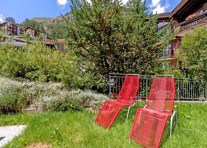 Zermatt, 4 Pers, 3 Lits - Balcon Avec Vue Et Petit Jardin