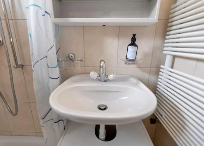 Zermatt, 4 Pers, 3 Lits - Balcon Avec Vue Et Petit Jardin * 체르마트