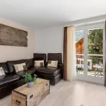 Zermatt, 4 Pers, 3 Lits - Balcon Avec Vue Et Petit Jardin *